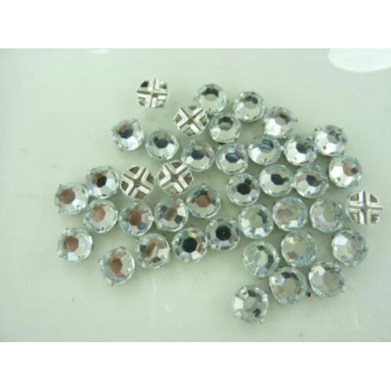 Groot assortiment strass steentjes voor lage prijzen
