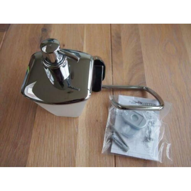072 Geesa zeepdispenser, wandmodel, model 8516-06