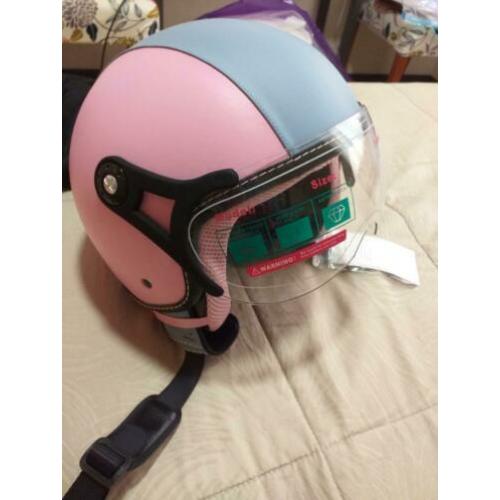 Scooterhelm nooit gebruikt