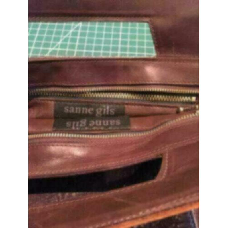 Sanne Gils leren tas Nieuw