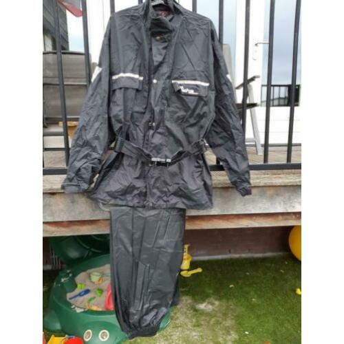 Regenpak motor maat L merk Richa