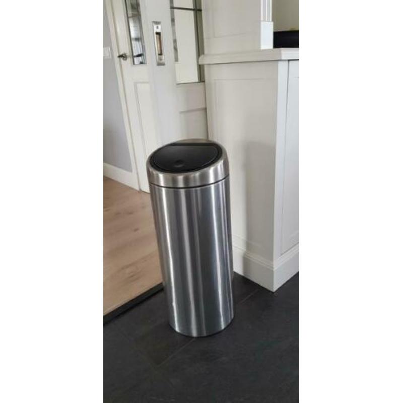 Brabantia prullenbak mat RVS