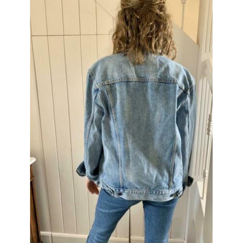 Levi’s denim jacket