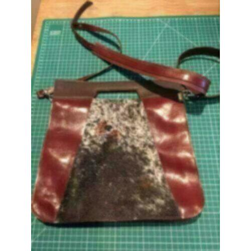 Sanne Gils leren tas Nieuw