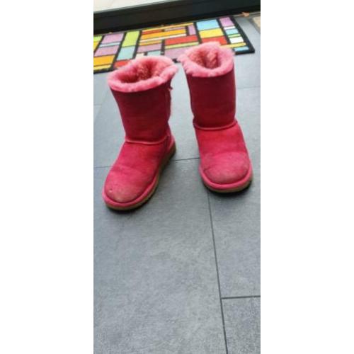 Roze uggs maat 31