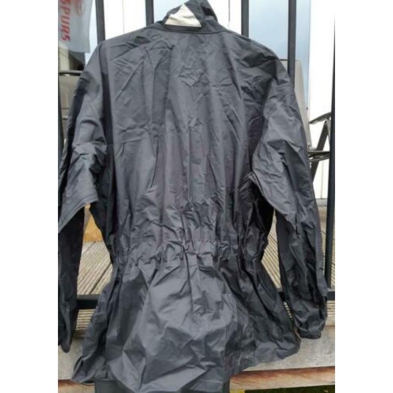 Regenpak motor maat L merk Richa