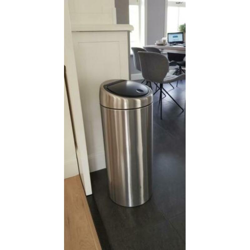 Brabantia prullenbak mat RVS