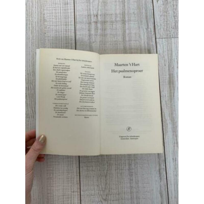 het psalmenoproer - Maarten ‘t Hart