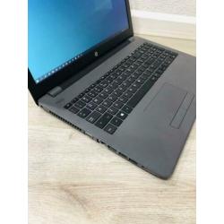 Hp G2 655/ windows 10 pro office pakket/10maanden oud