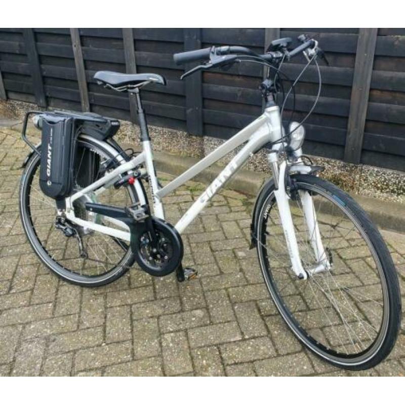 Giant hybrid cycling technologie NU MET 50 EURO KORTING