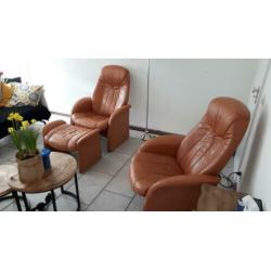Set fauteuils met hocker