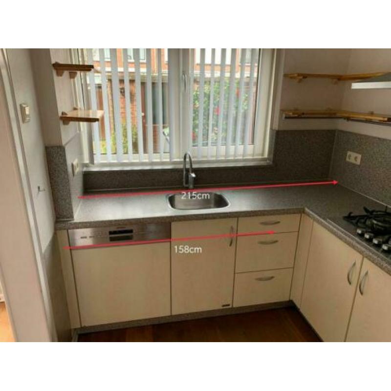 Volledig keuken 2de hands met vaatwasser en oven(siemens)