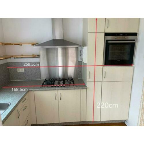 Volledig keuken 2de hands met vaatwasser en oven(siemens)