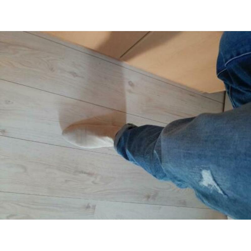 Beige kort suede laarsje maat 41