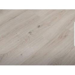Gratis Laminaat of Vloerbedekking Gevraagd