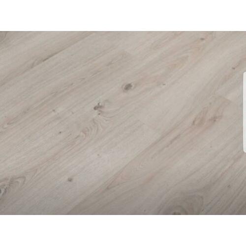 Gratis Laminaat of Vloerbedekking Gevraagd