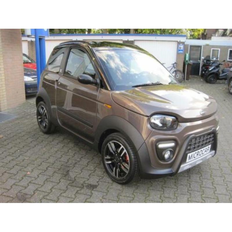 Microcar Brommobiel M.Go 6 X DCI|Airco|Multimedia|Camera|NU