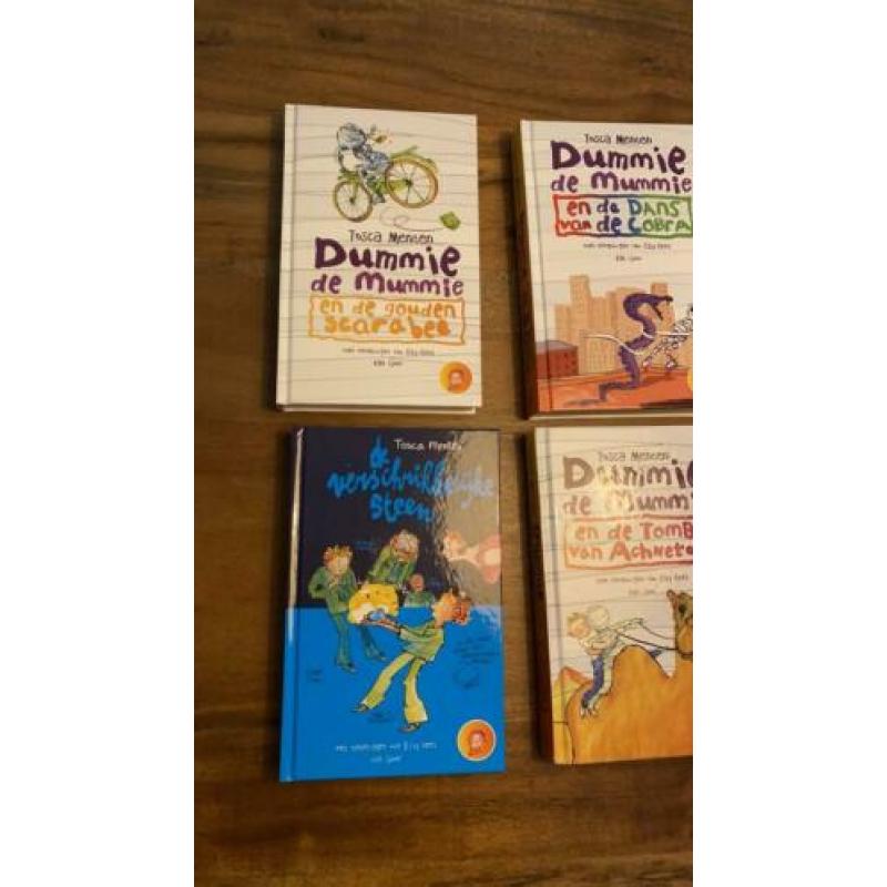 Zet van 6 Tosca Menten boeken Oa Dummie de mummie