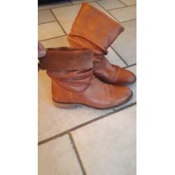 Cognac kleurige laars