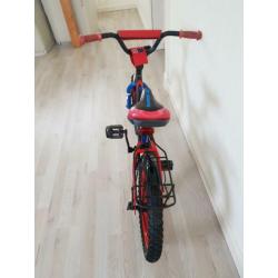 Stoere jongens fiets