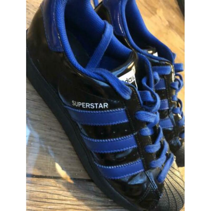 Nieuwe adidas superstars maat 39 1/3