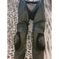 Te koop leren motorpak Evolution maat 54