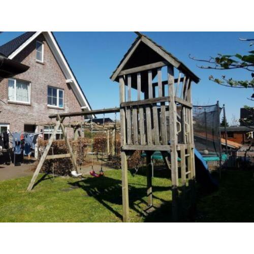 Speeltoestel schommel speelhuisje merk WINNETOO