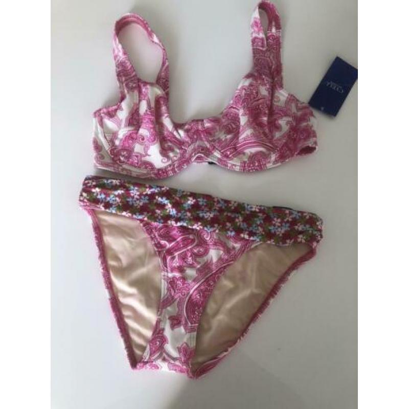 CYELL BIKINI Mt 36 cup D nieuw