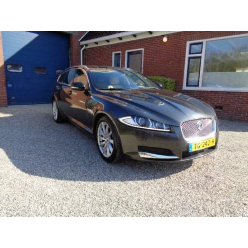 Jaguar XF 2.2D 147KW/200PK Sportbrake 2013 Grijs