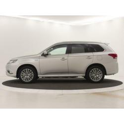 Mitsubishi Outlander 2.4 PHEV Instyle Leder | Apple Carplay