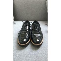 Zwarte lak brogues Pier One maat 39