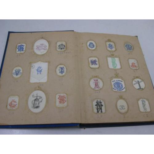 monogram familiewapens 293 stuks in boek rond 1900 (11)