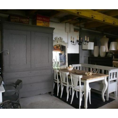 Antieke brocante industriële stoere meubels en accessoires