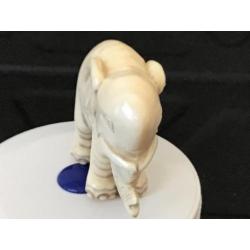 Netsuke, ivoren olifant