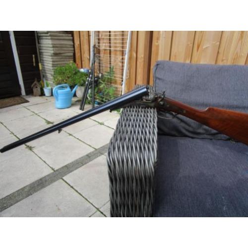 nieuwstaat husqvarna kaliber 12 jachtgeweer antiek geweer