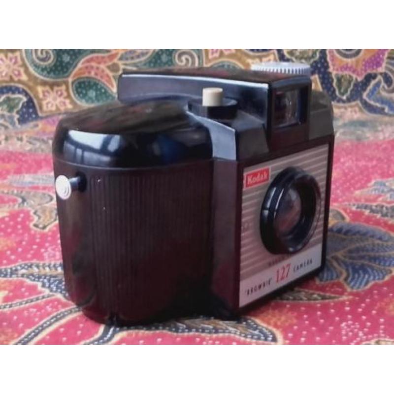 Mooie oude fotocamera uit Engeland Kodak Brownie 127.
