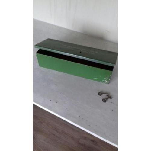 Antiek geldkluisje origineel