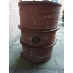 Industriele oude Shell brandstof vat olie ton