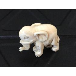 Netsuke, ivoren olifant