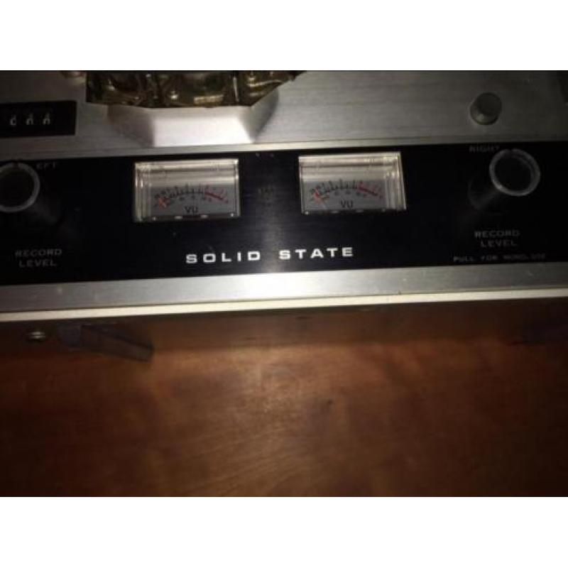 Akai 4000D bandrecorder
