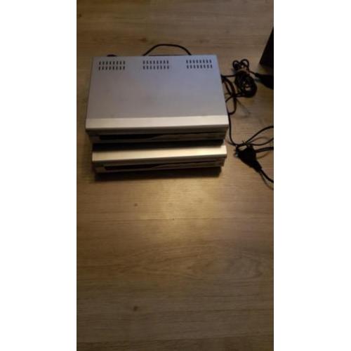 2 digitale ontvangers van kpn nr: TF6500COK