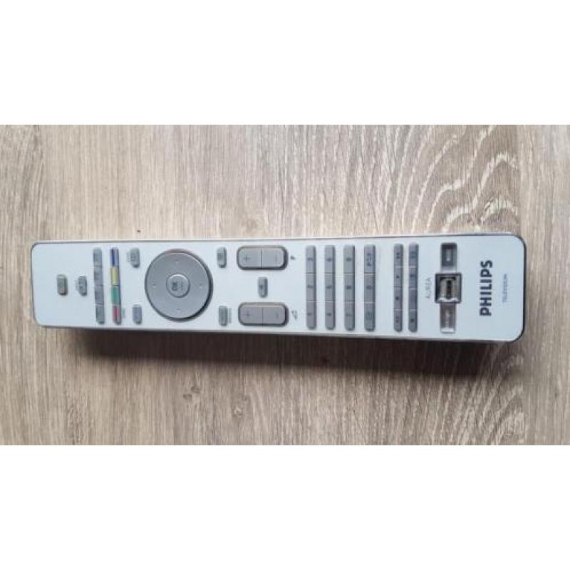 Te koop Philips aurea 107 cm lcd tv