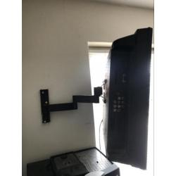 Sharp tv 26 Inch + beugel