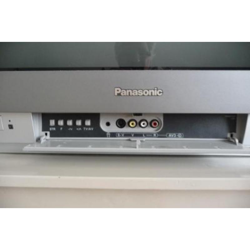 TV Panasonic met afstandsbediening / steun