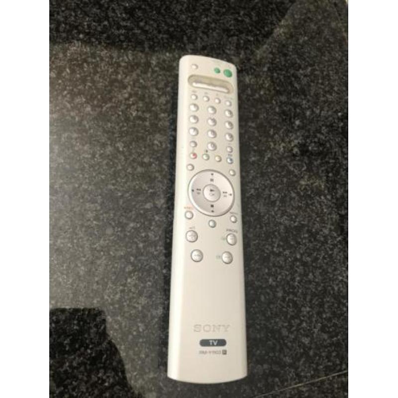 Sony WEGA LCD colour tv 26 inch met ophangbeugel