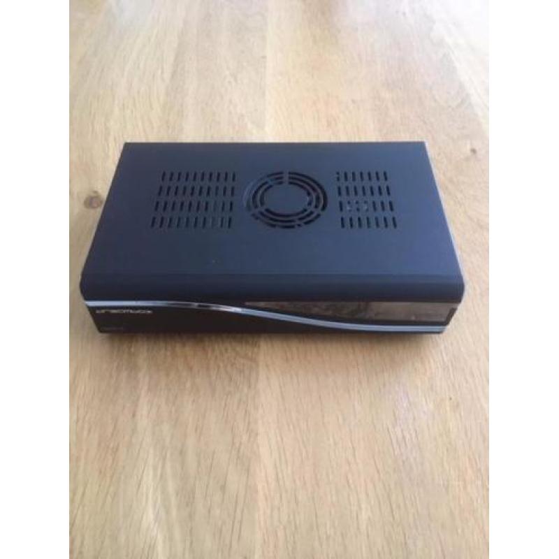Dreambox 820Hd origineel met garantiebon in nieuwstaat.