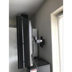 Sharp tv 26 Inch + beugel