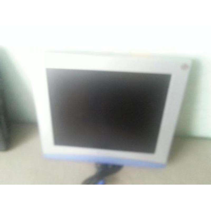 8 monitors