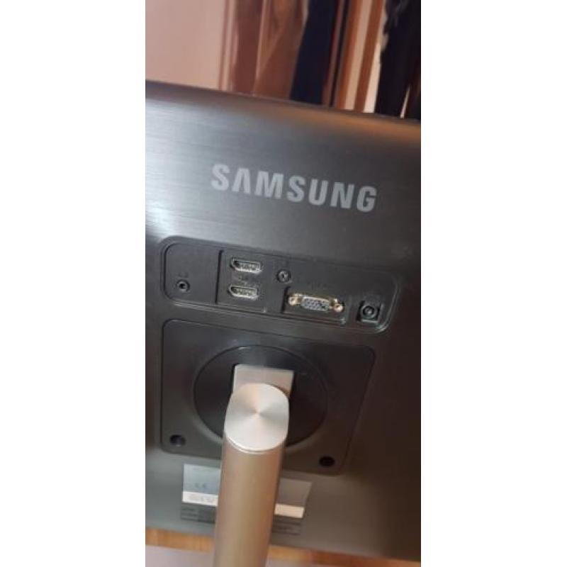 Samsung 24 inch full hd monitor