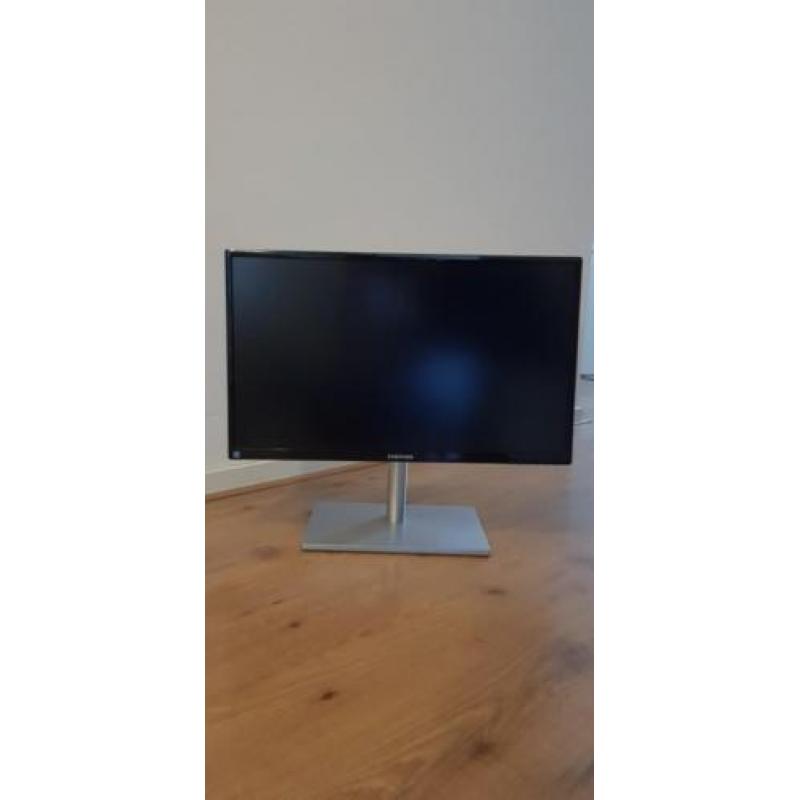 Samsung 24 inch full hd monitor